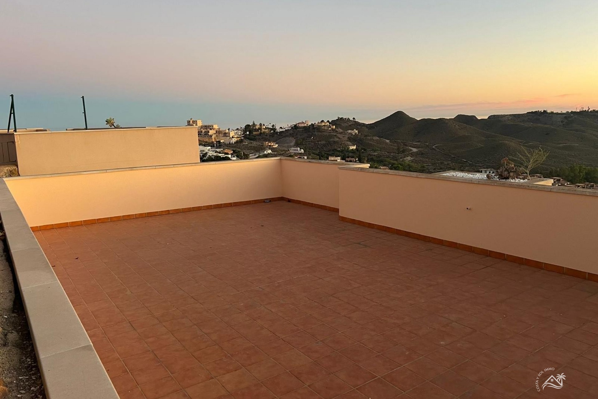 Herverkoop - Penthouse -
