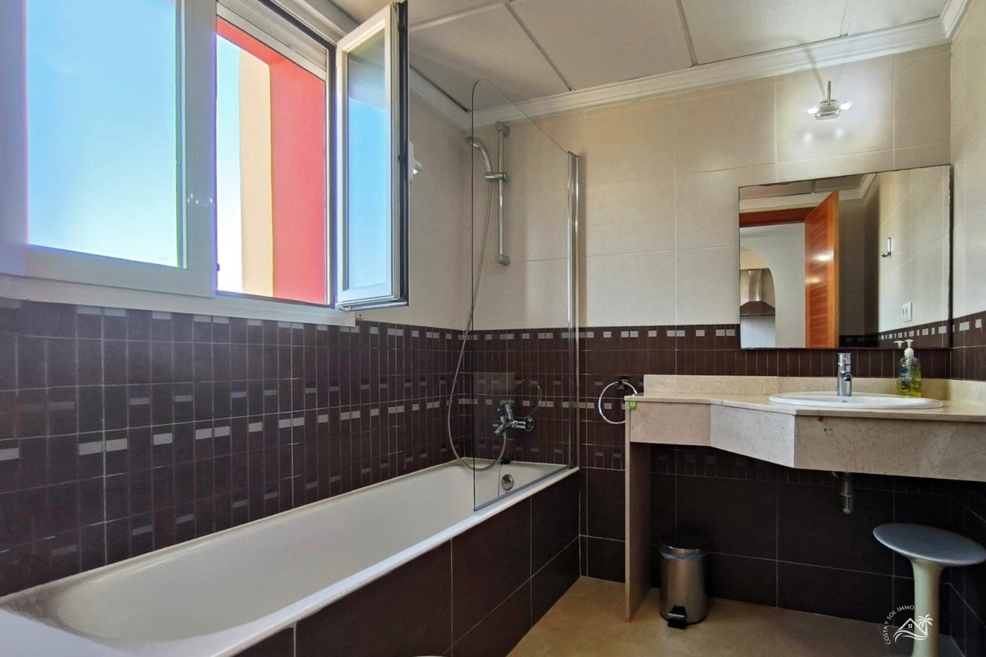 Herverkoop - Penthouse -
