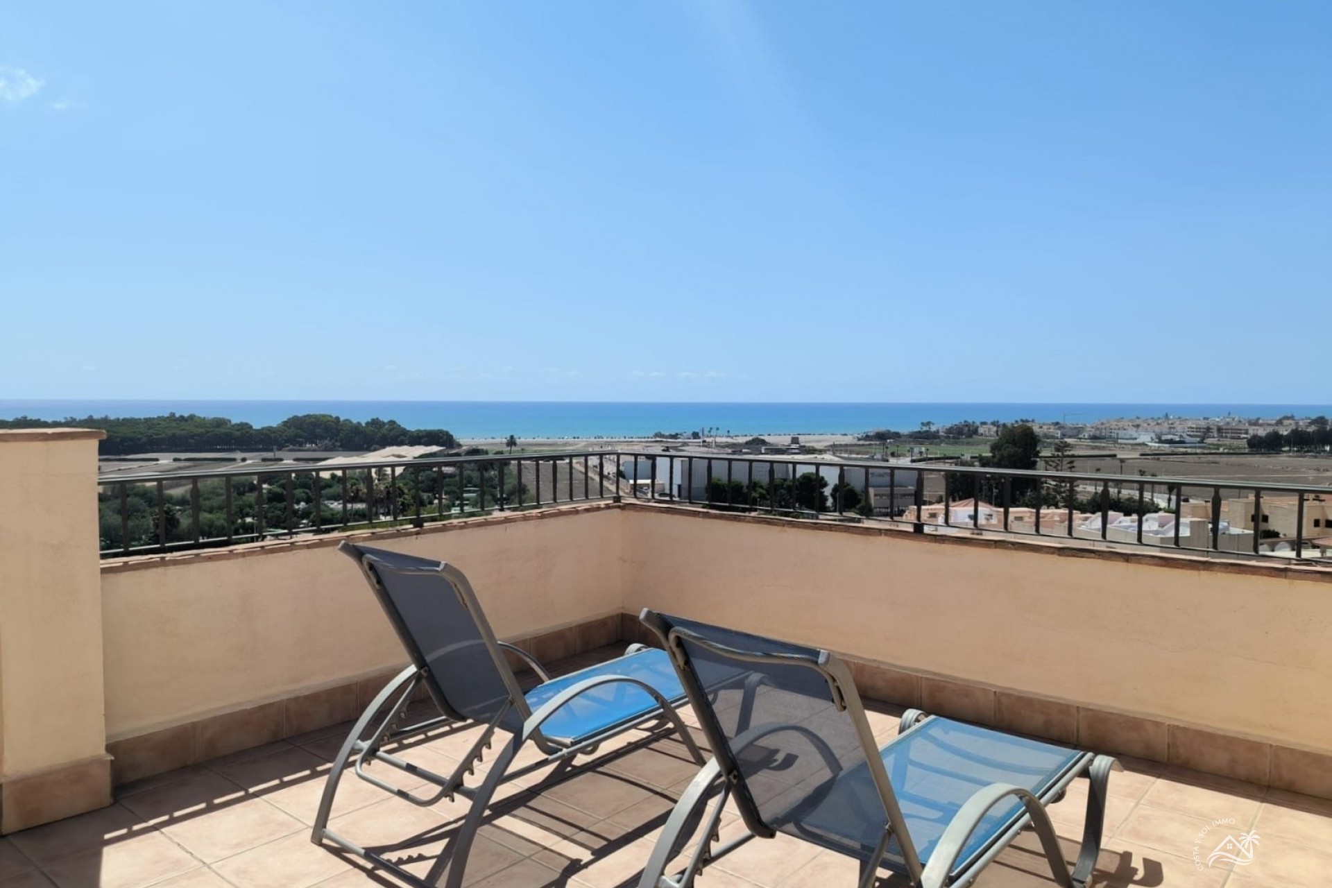 Herverkoop - Penthouse -
