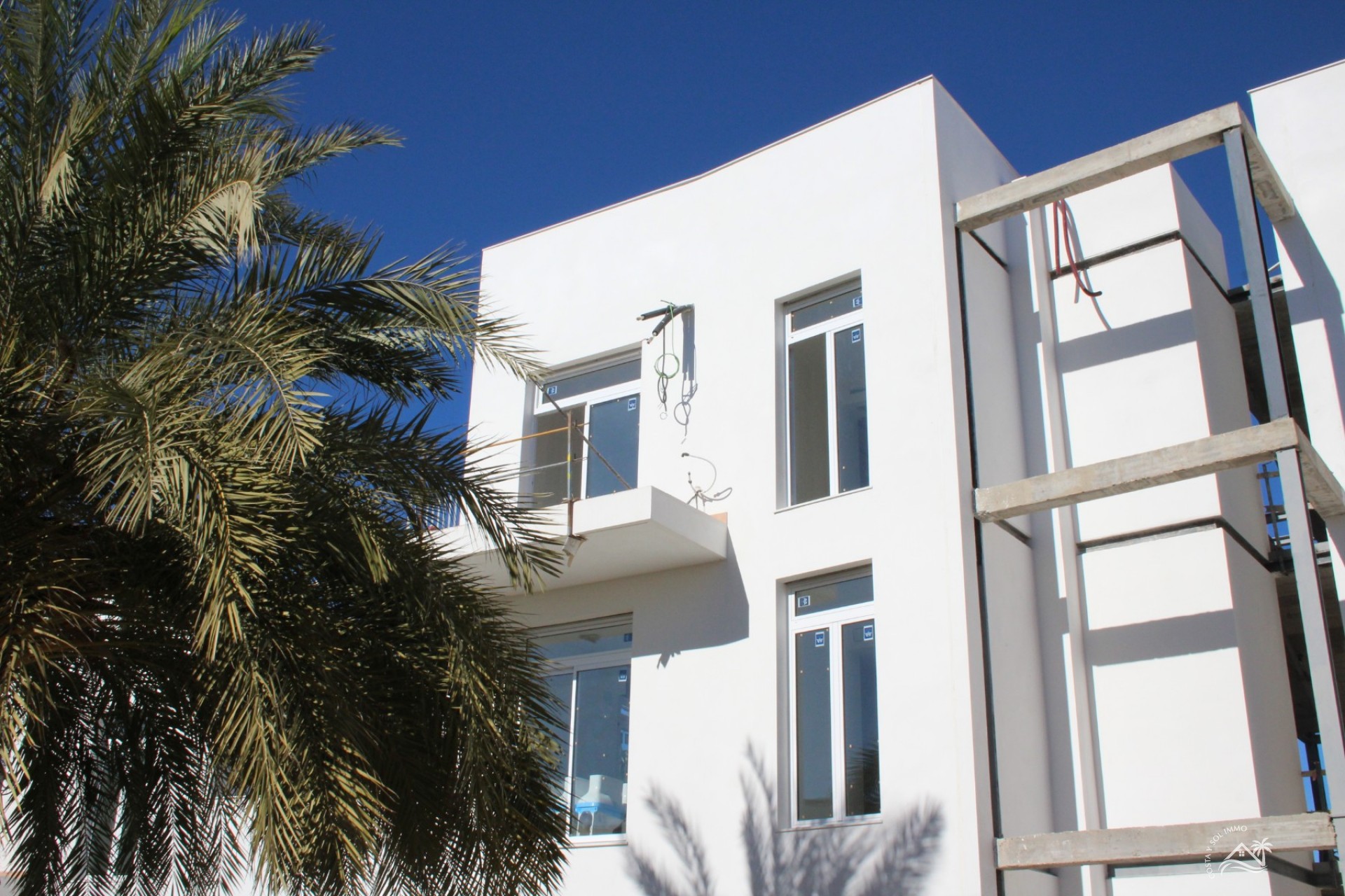 Neue Gebäude - Wohnung -
Vera Playa