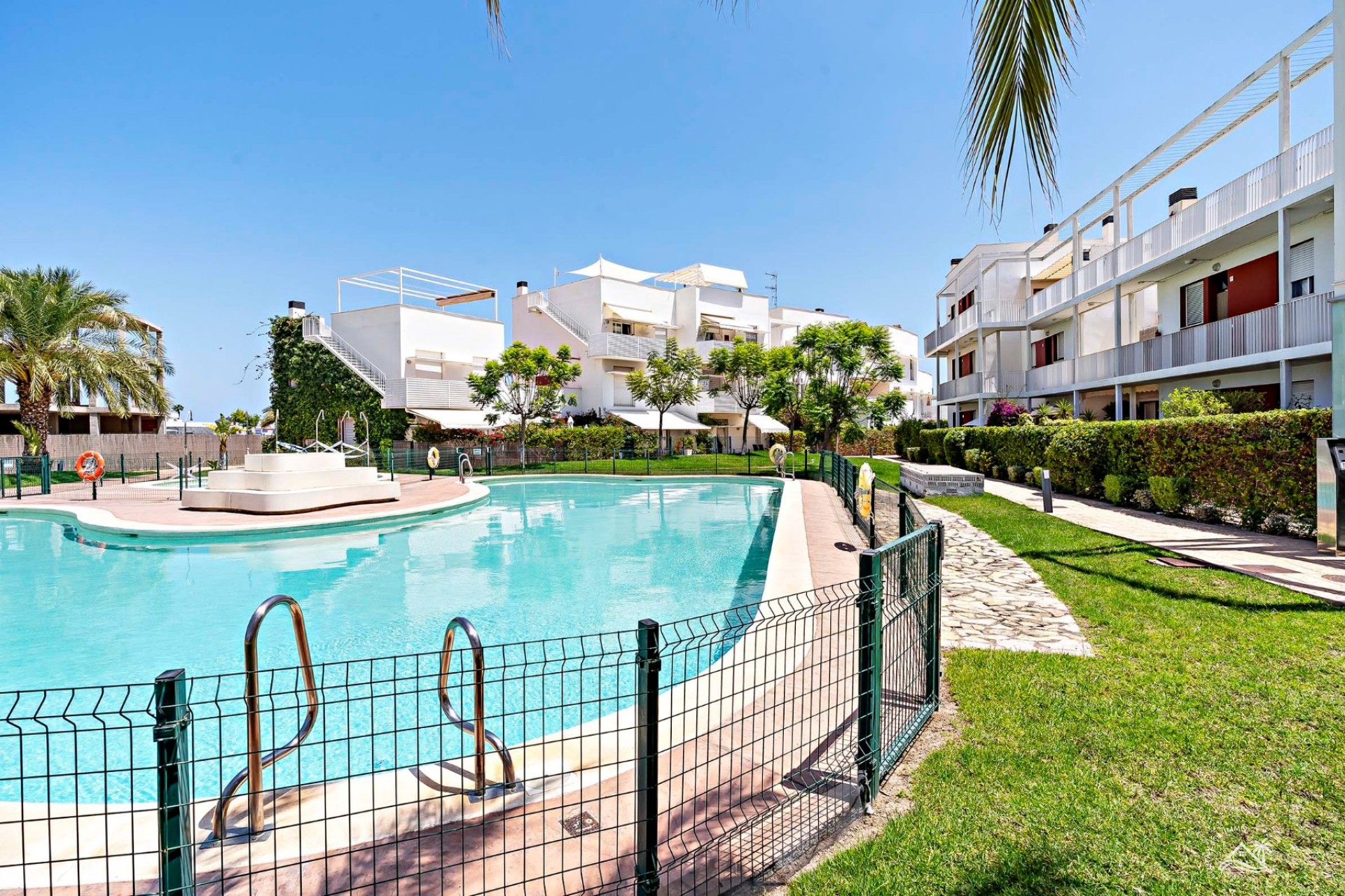 Neuf - Appartement -
Vera Playa