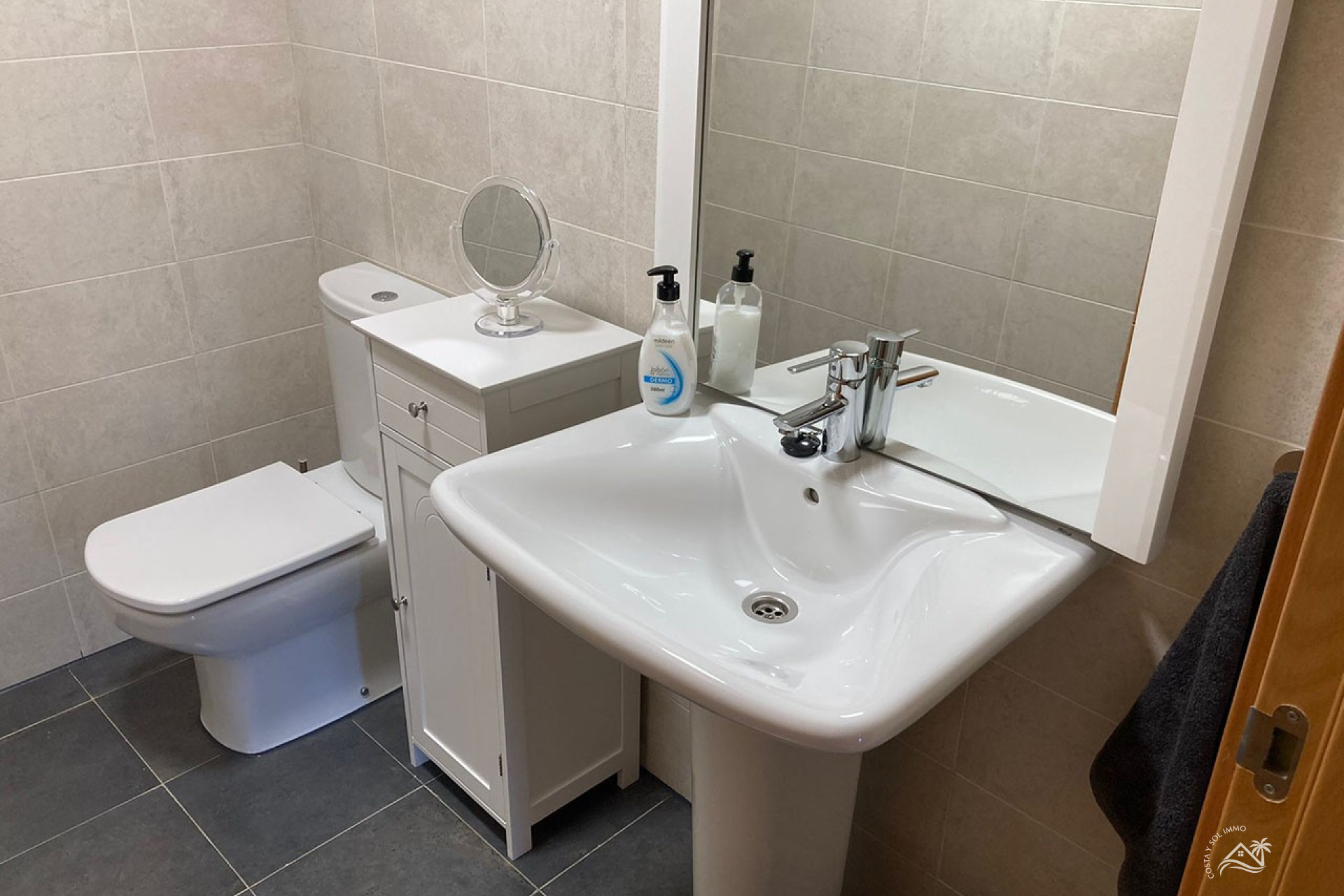 Resale - Apartment -
San Juan de los Terreros