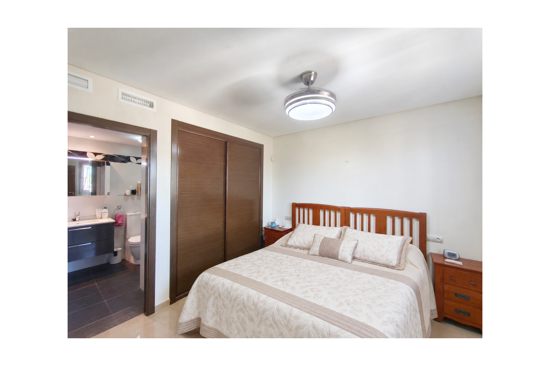 Resale - Apartment -
San Juan de los Terreros