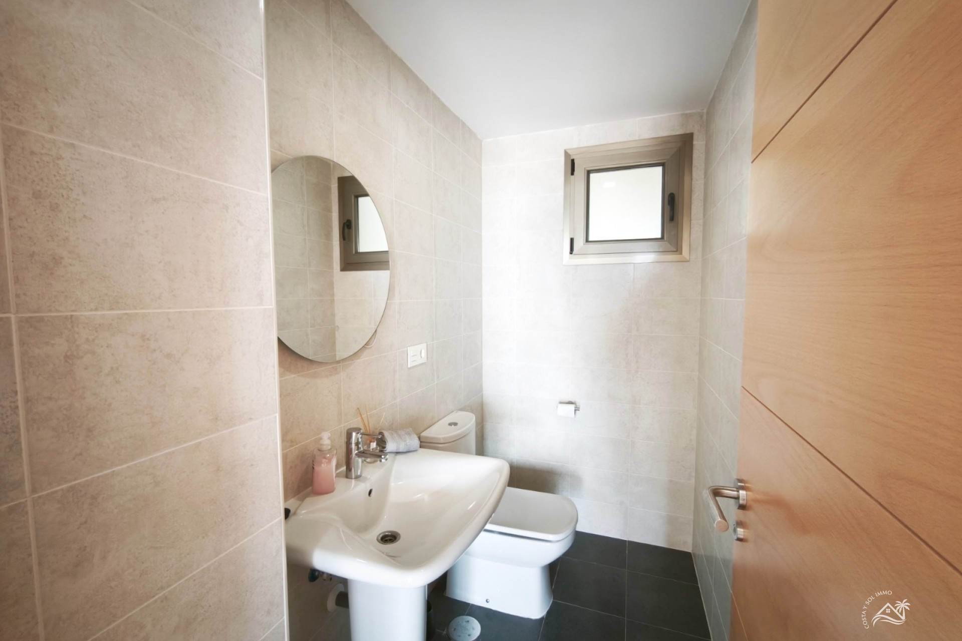 Resale - Apartment -
San Juan de los Terreros
