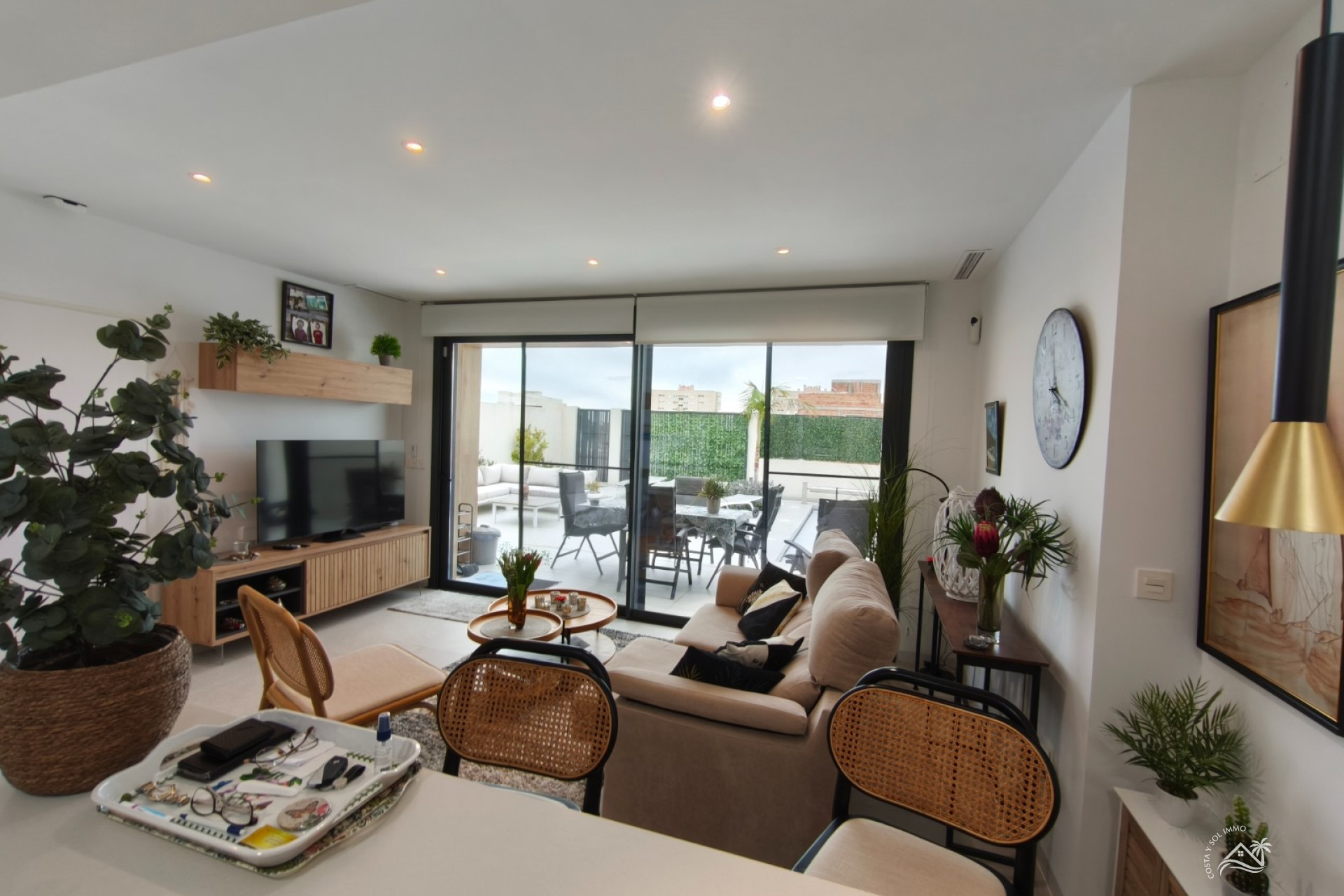 Resale - Villa -
Águilas