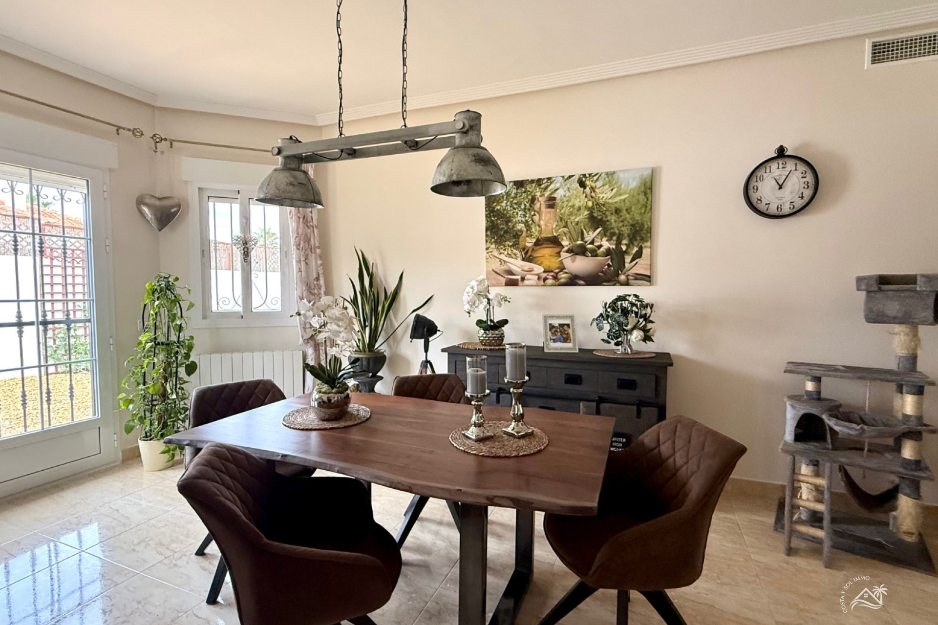 Resale - Villa -
Arboleas