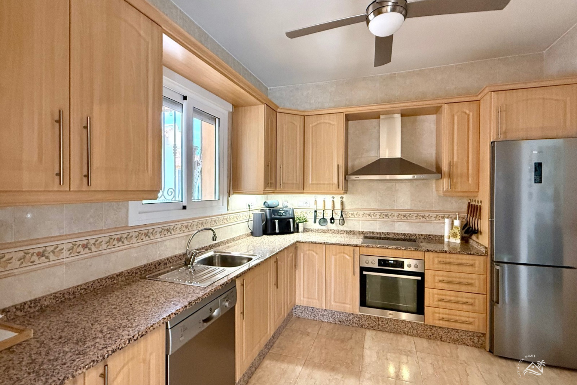 Resale - Villa -
Arboleas