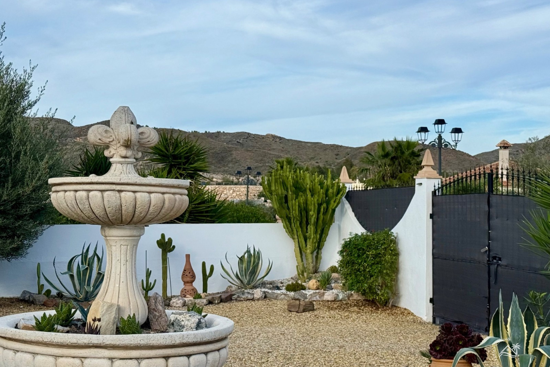 Resale - Villa -
Arboleas