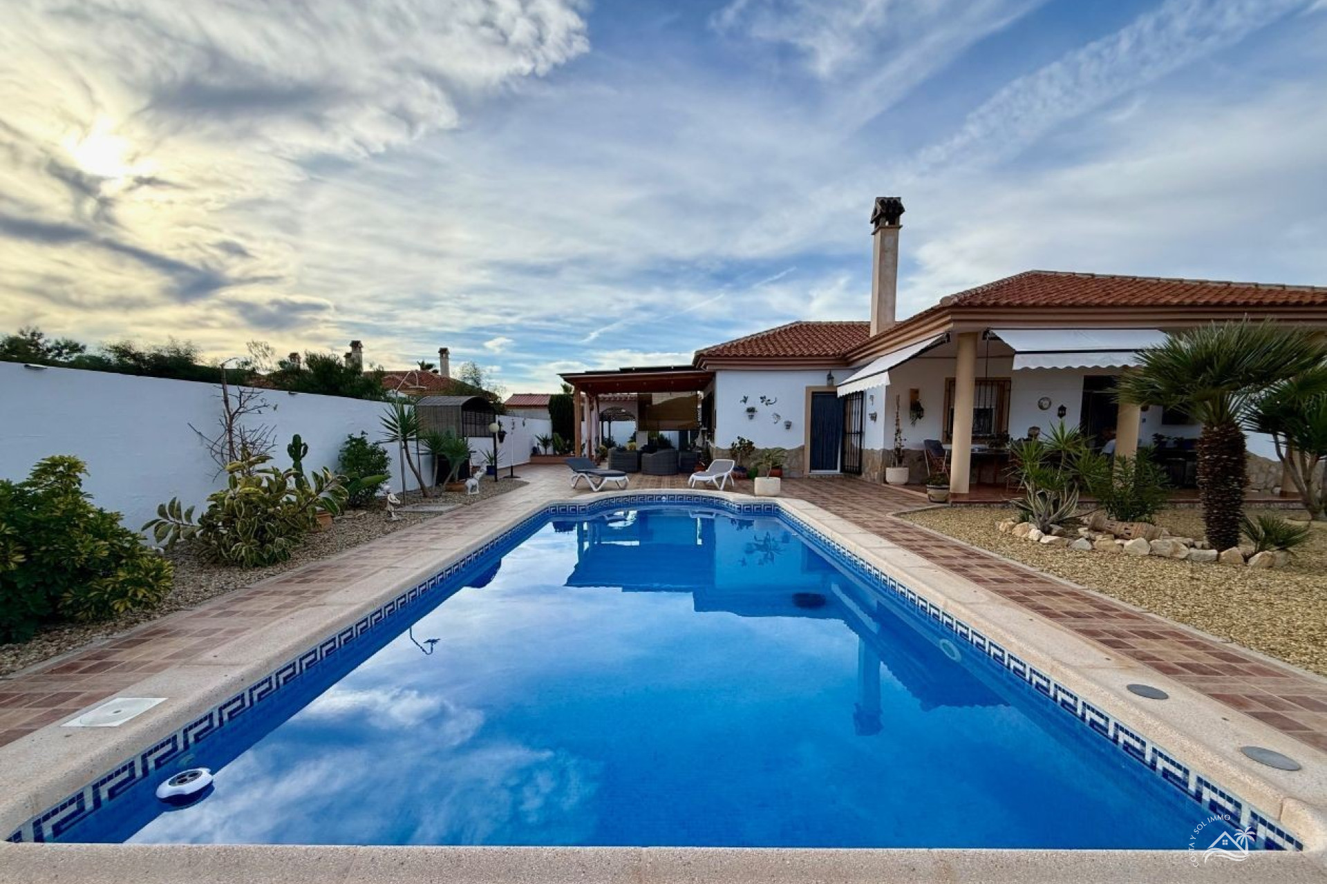 Resale - Villa -
Arboleas