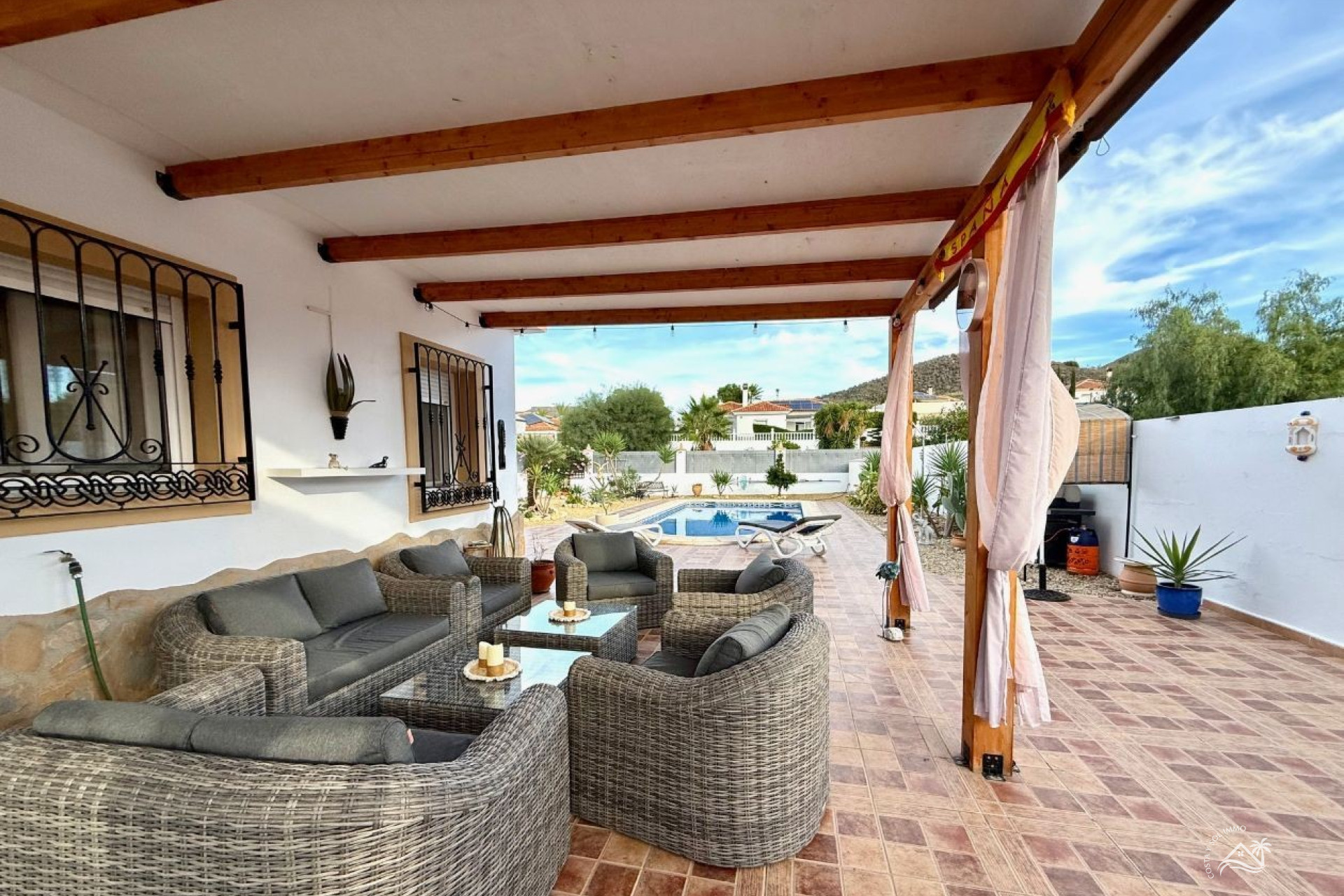 Resale - Villa -
Arboleas