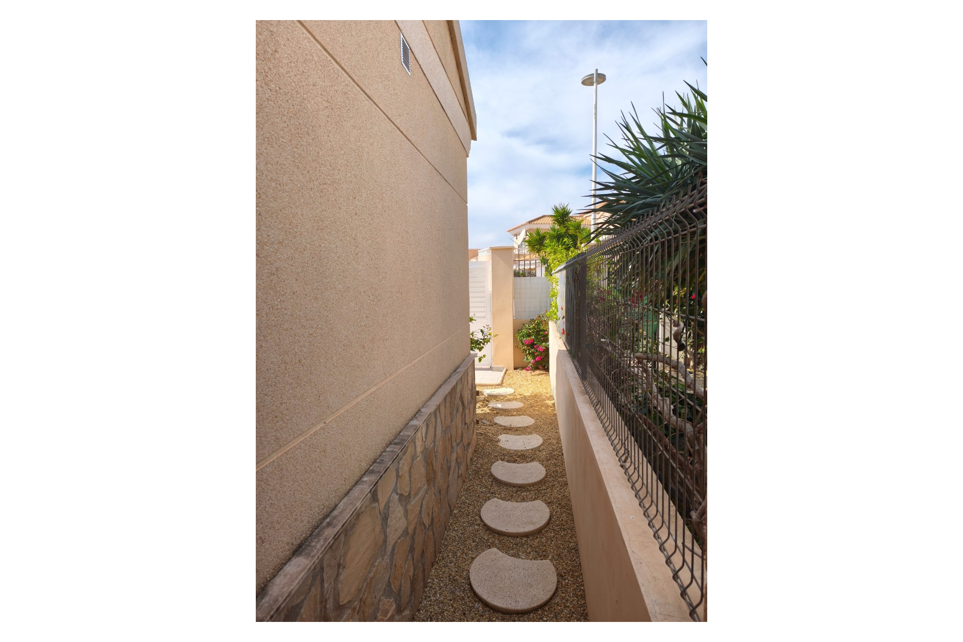 Resale - Villa -
San Juan de los Terreros