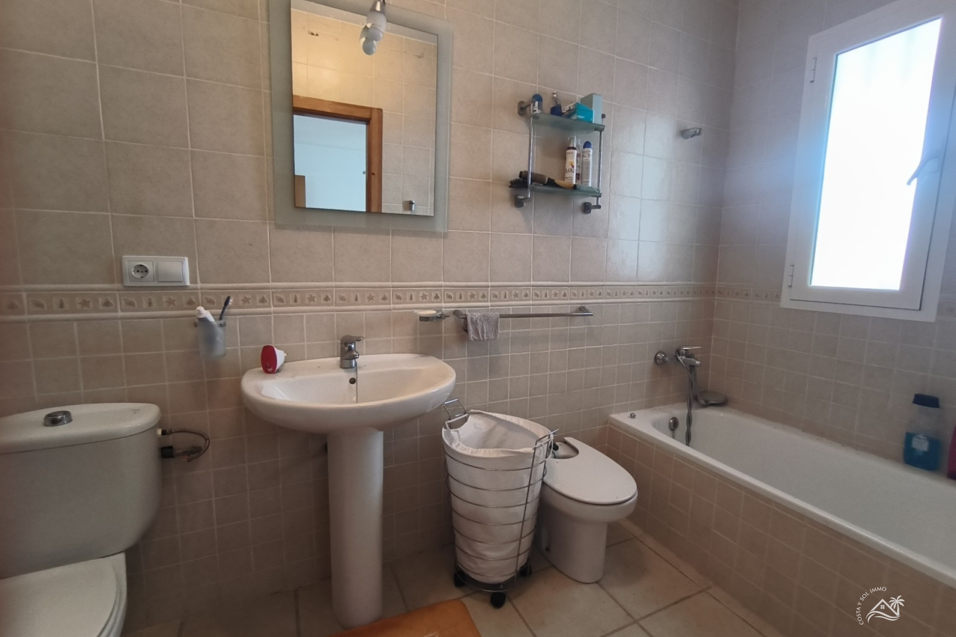 Revente - Appartement -
Palomares