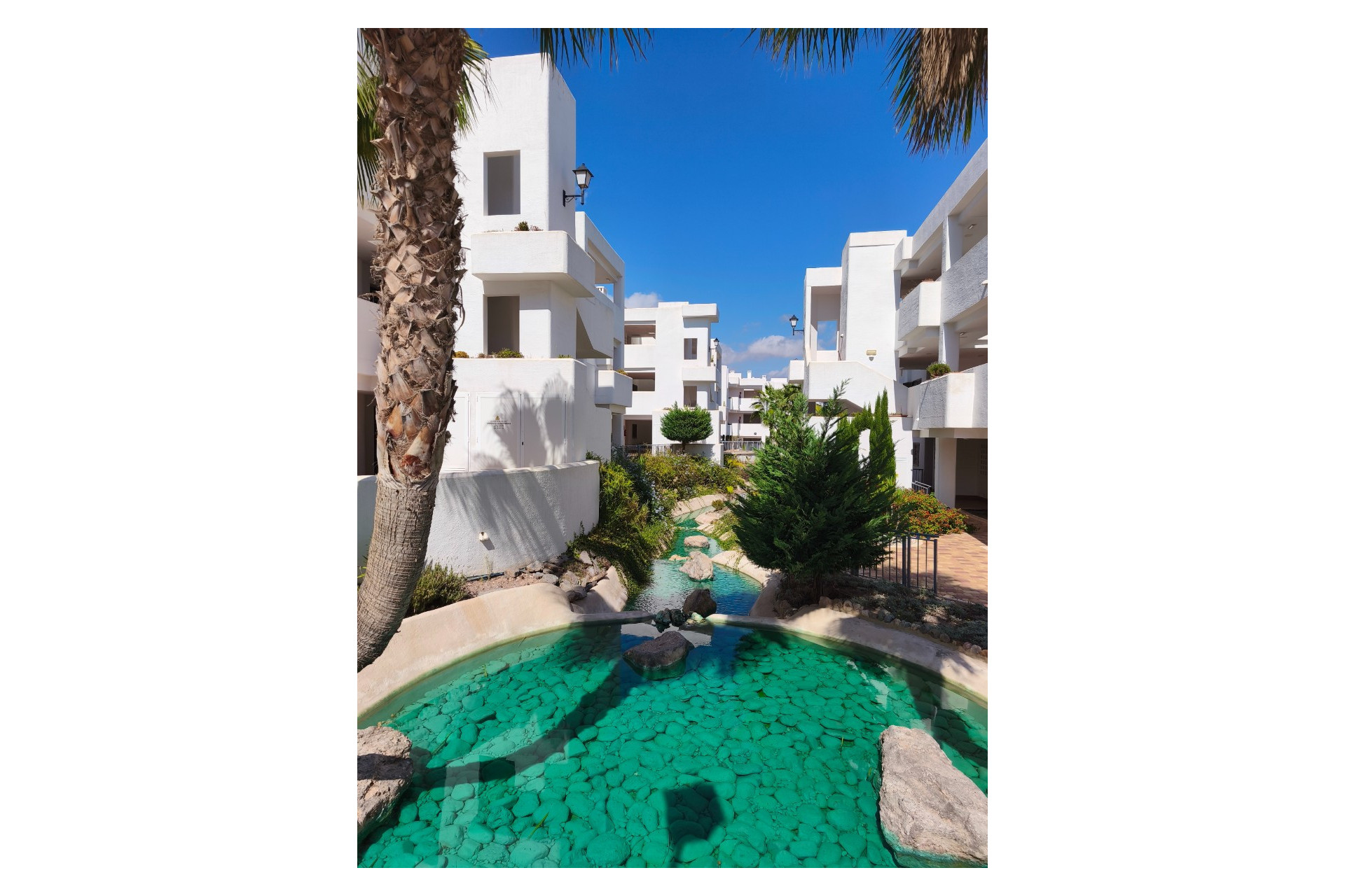 Wiederverkauf - Wohnung -
San Juan de los Terreros