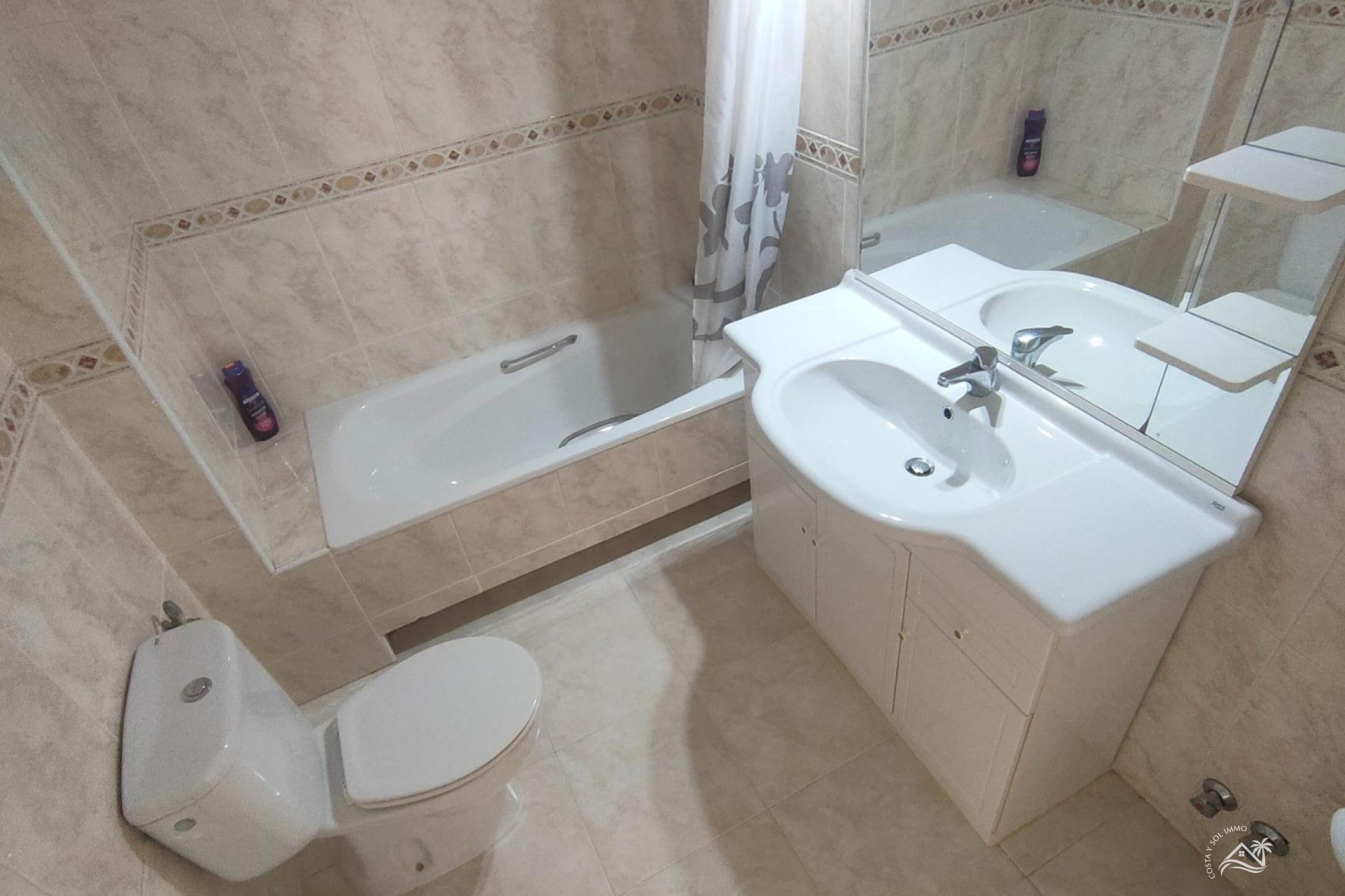 Wiederverkauf - Wohnung -
San Juan de los Terreros