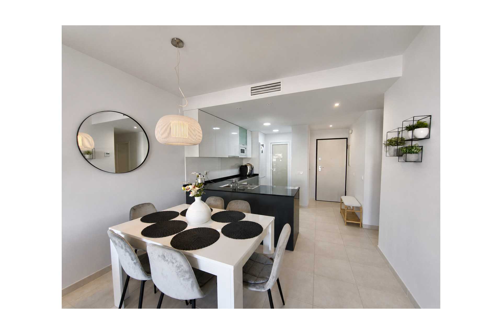 Wiederverkauf - Wohnung -
San Juan de los Terreros