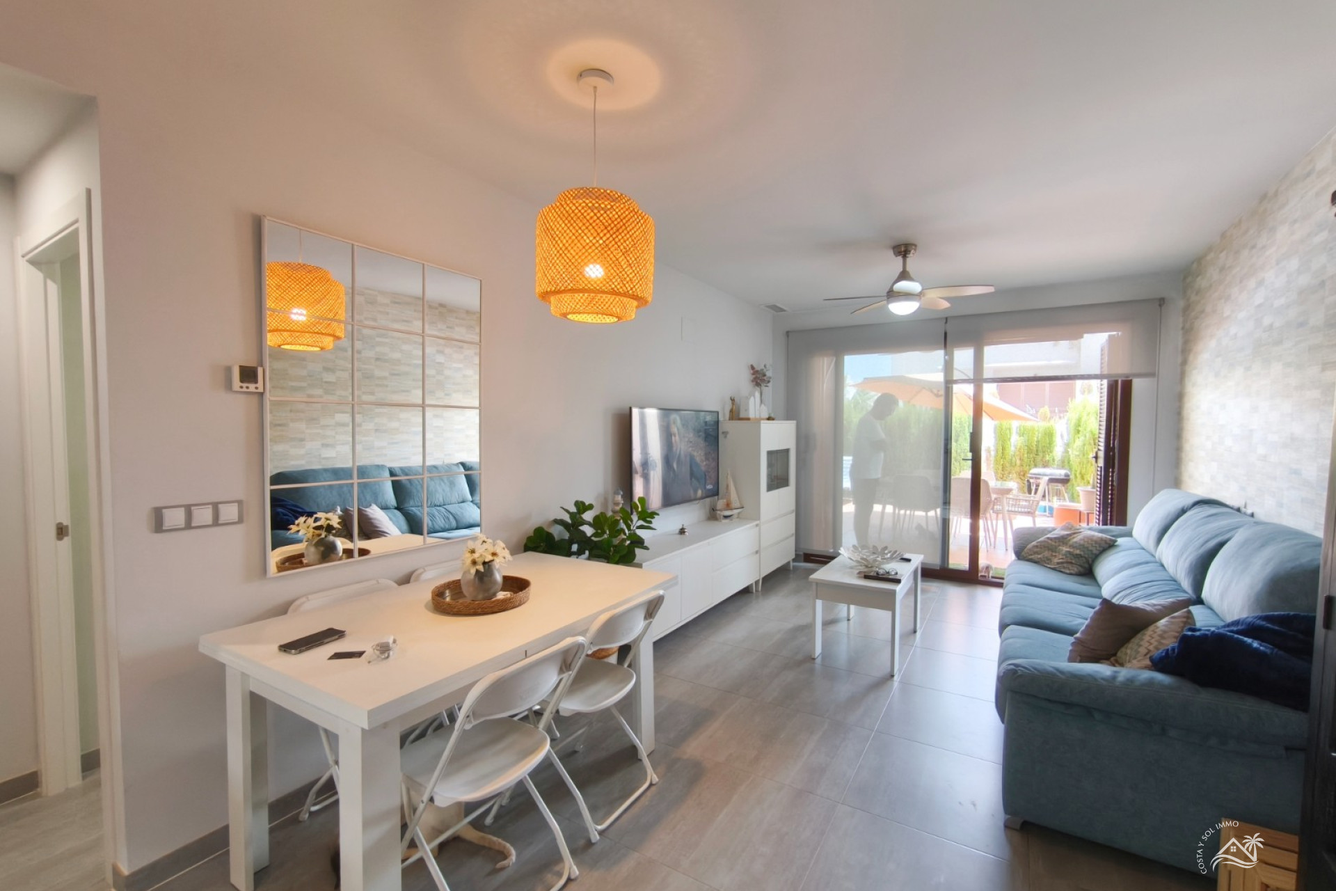 Wiederverkauf - Wohnung -
San Juan de los Terreros