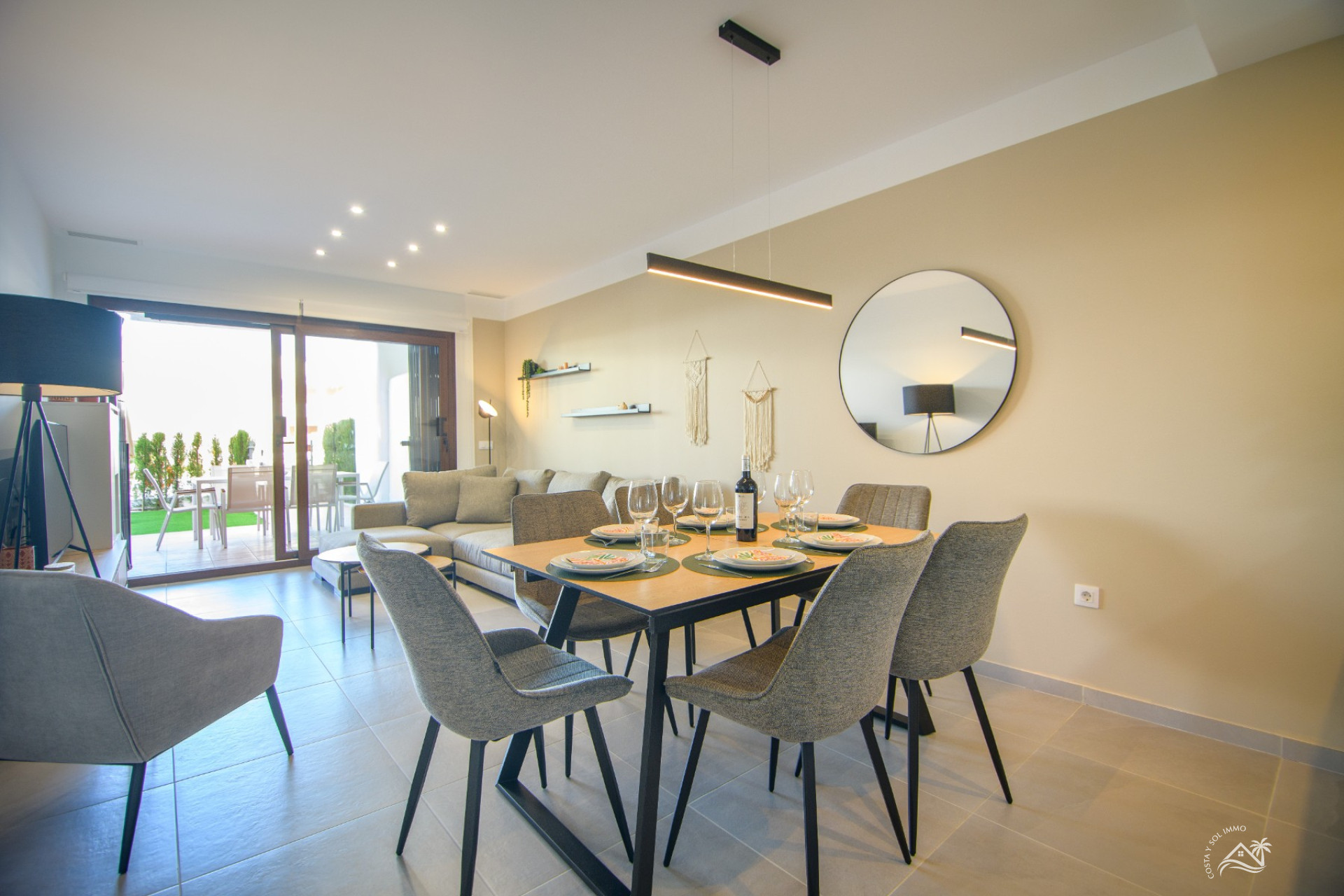 Wiederverkauf - Wohnung -
San Juan de los Terreros