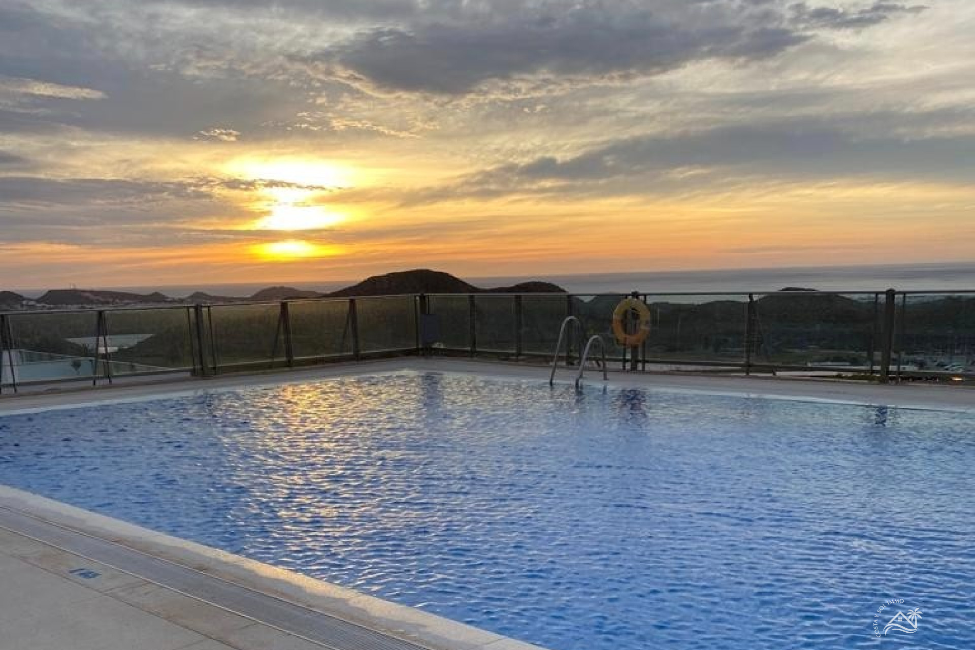 Wiederverkauf - Wohnung -
San Juan de los Terreros