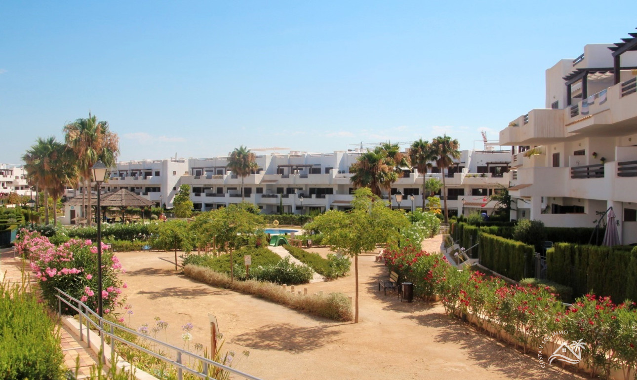 Wiederverkauf - Wohnung -
San Juan de los Terreros