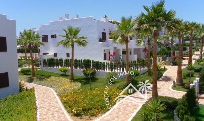 Wiederverkauf - Wohnung -
San Juan de los Terreros