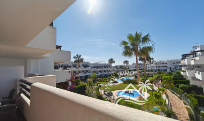 Wiederverkauf - Wohnung -
San Juan de los Terreros
