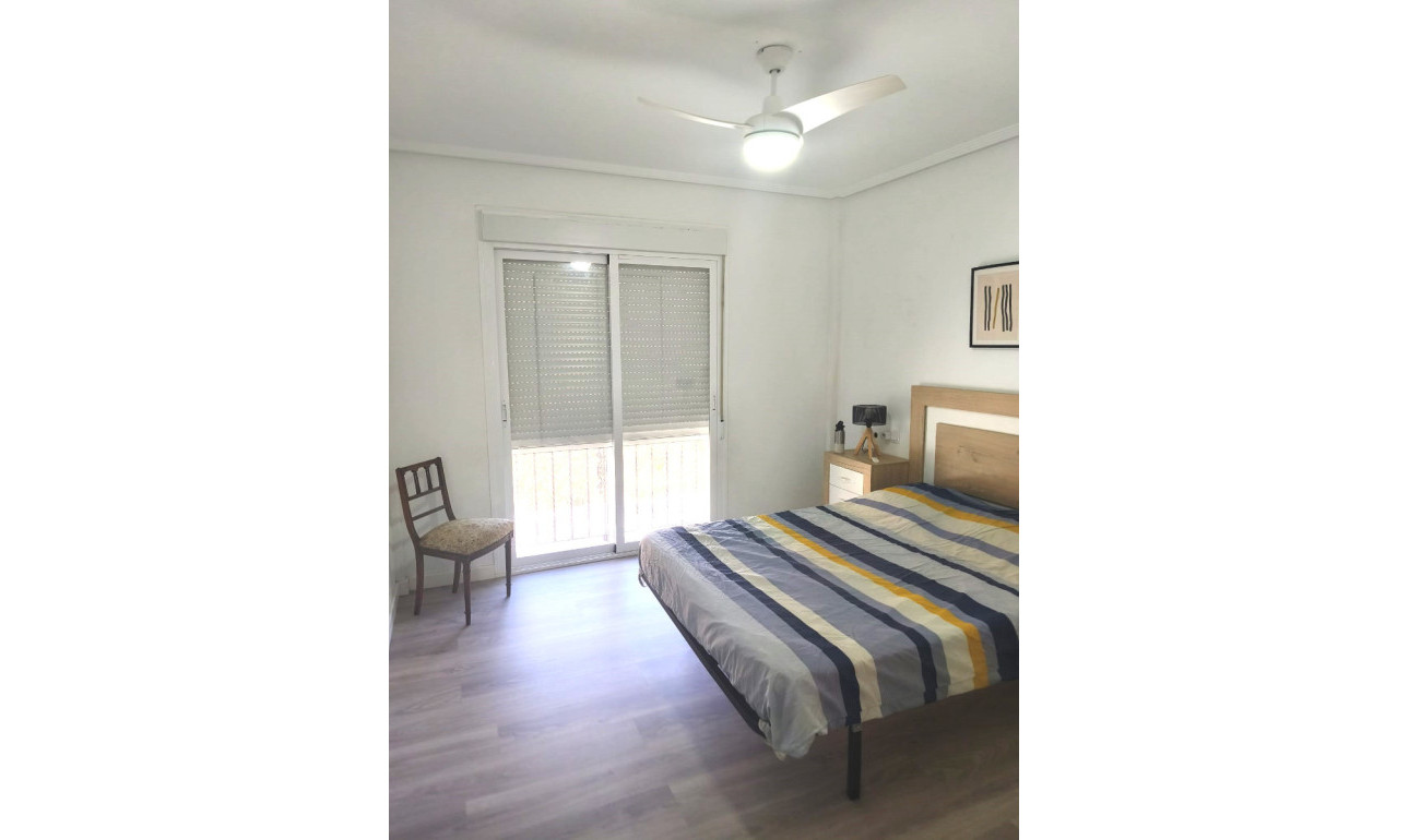 Resale - Duplex -
Torre Pacheco