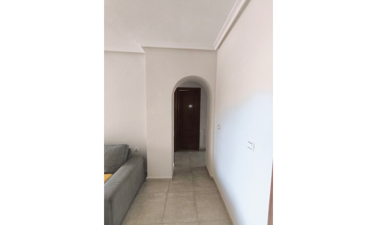 Resale - Bungalow -
Orihuela Costa - Los Altos