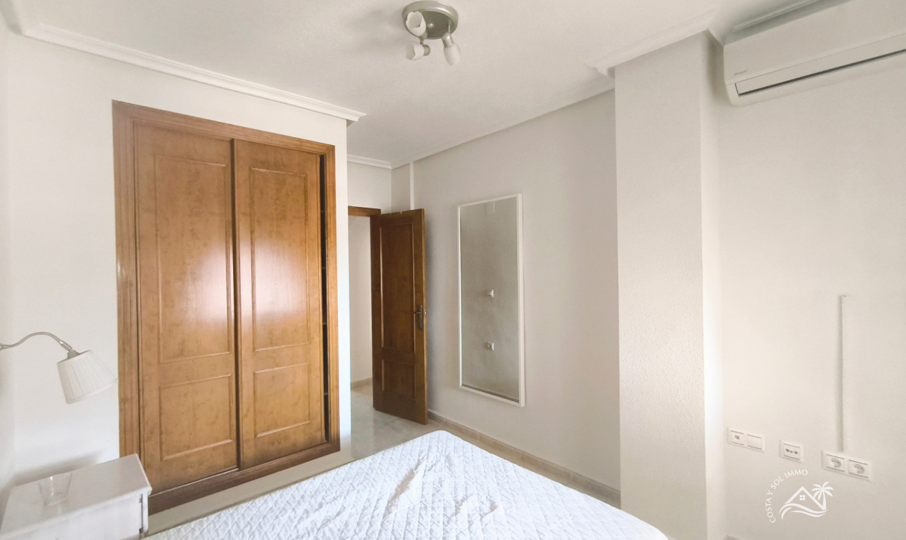 Resale - Bungalow -
Orihuela Costa - Los Altos