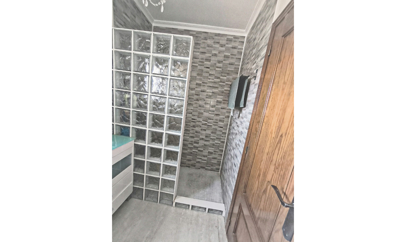 Resale - Bungalow -
Orihuela Costa - Los Altos