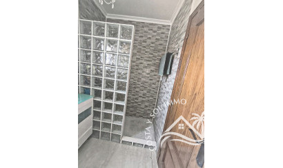 Resale - Bungalow -
Orihuela Costa - Los Altos