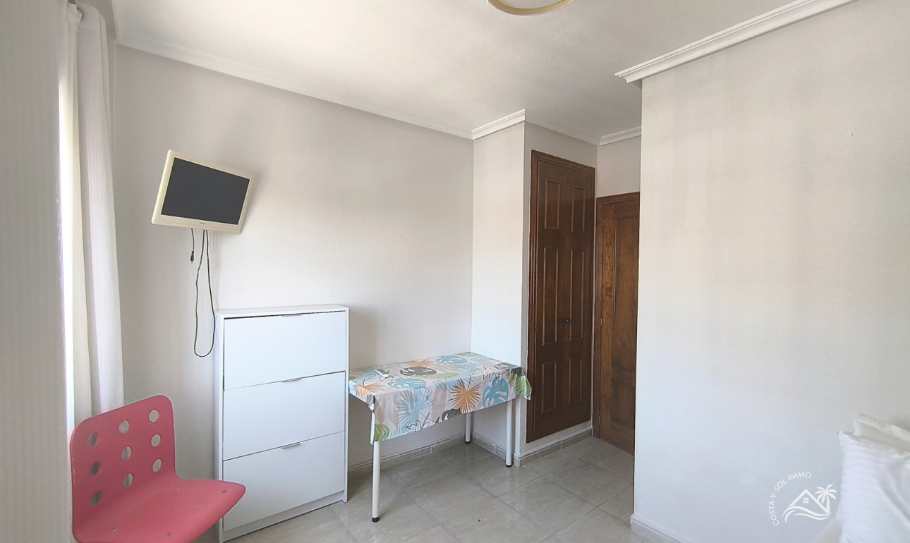 Resale - Bungalow -
Orihuela Costa - Los Altos