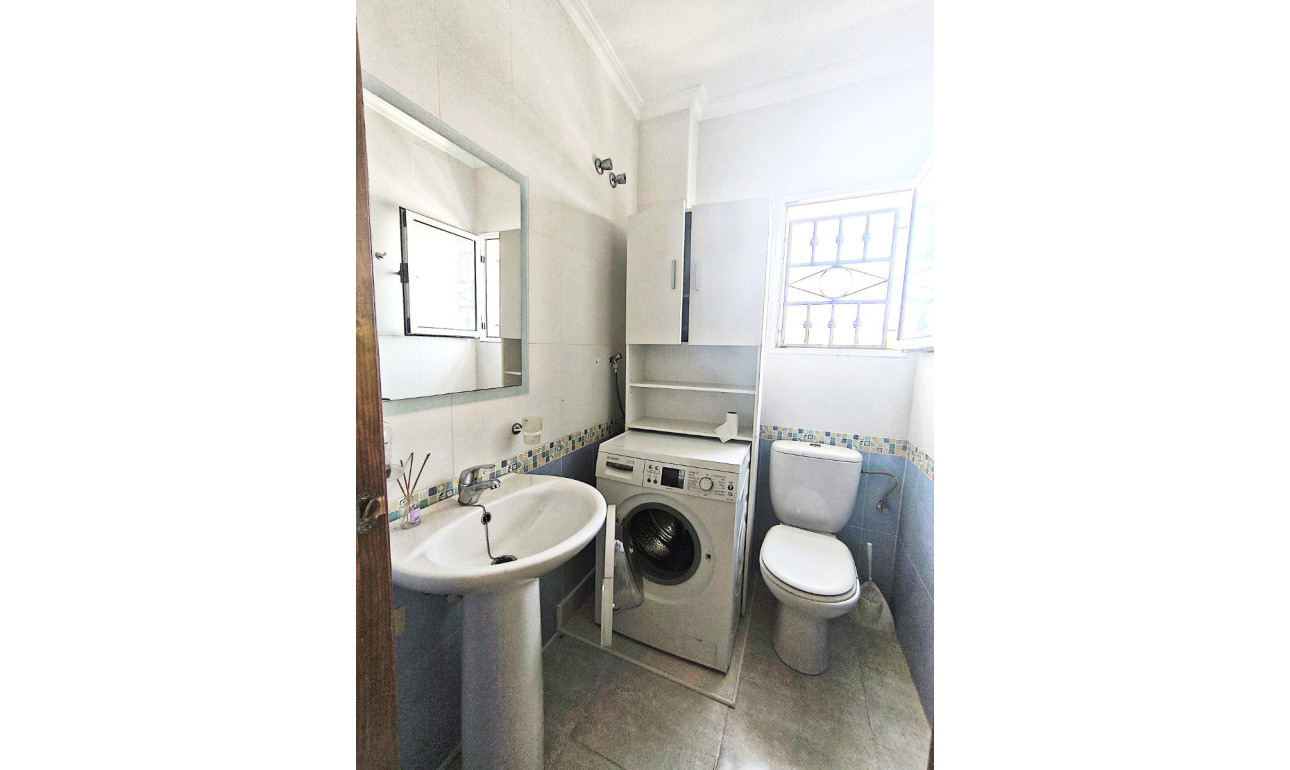 Resale - Bungalow -
Orihuela Costa - Los Altos