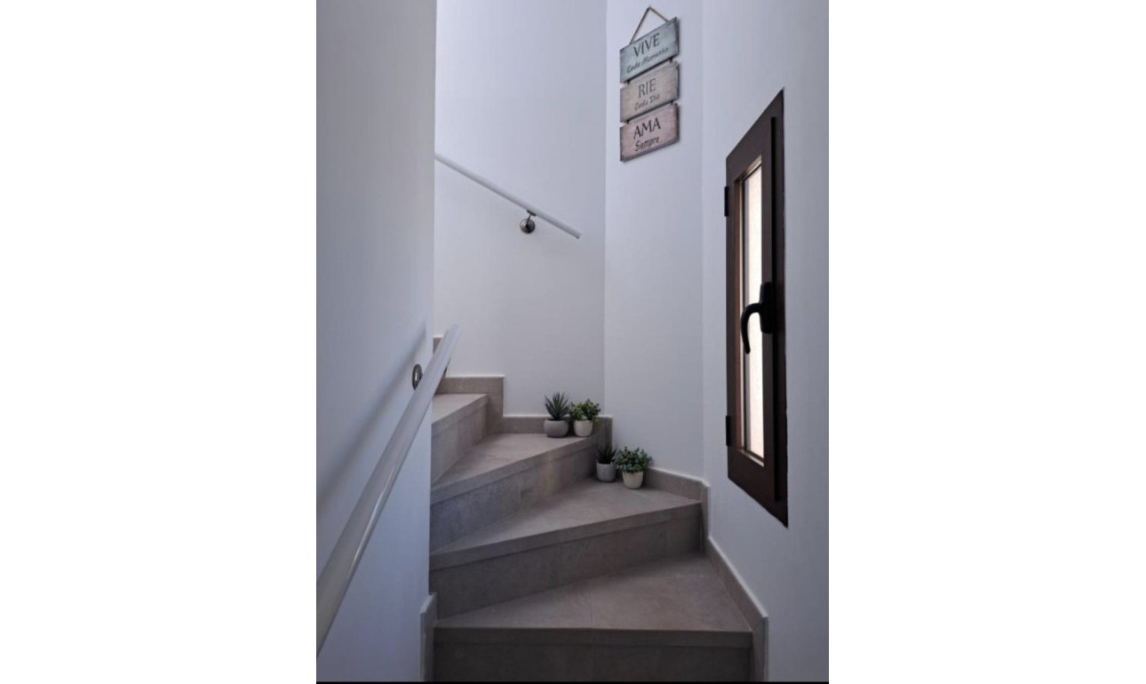 Reventa - Apartamento -
San Juan de los Terreros