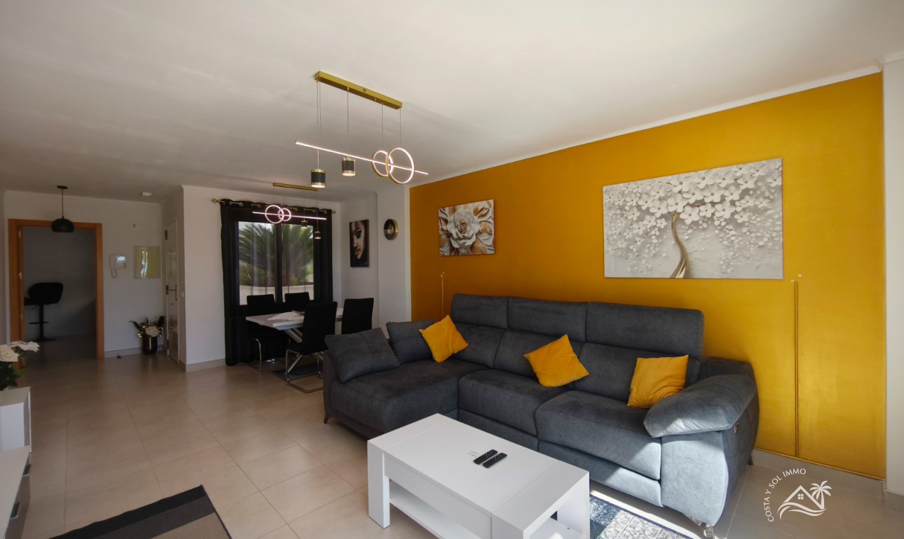 Wiederverkauf - Wohnung -
San Juan de los Terreros