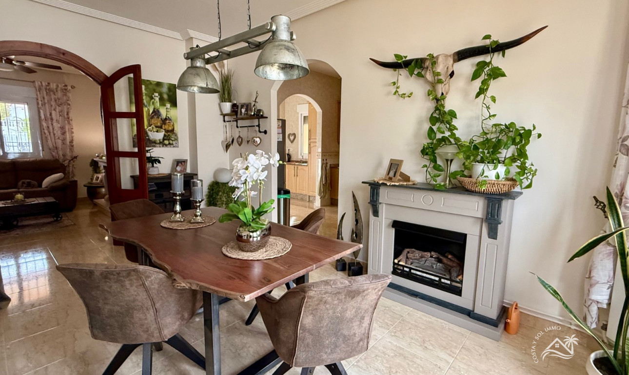 Reventa - Villa/Chalet -
Arboleas