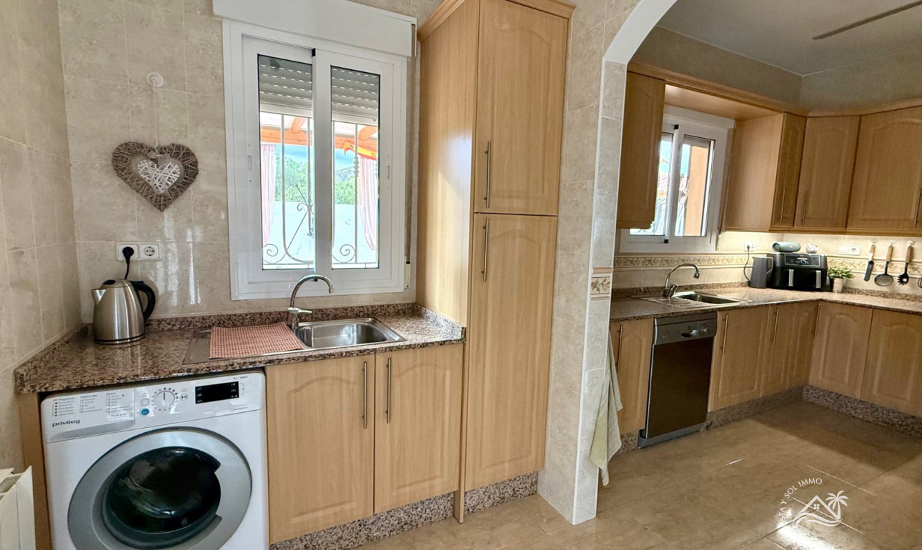 Reventa - Villa/Chalet -
Arboleas