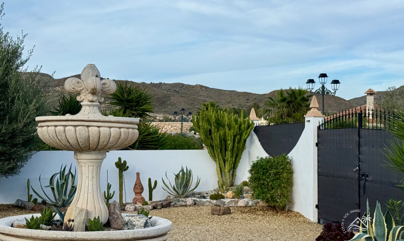 Reventa - Villa/Chalet -
Arboleas