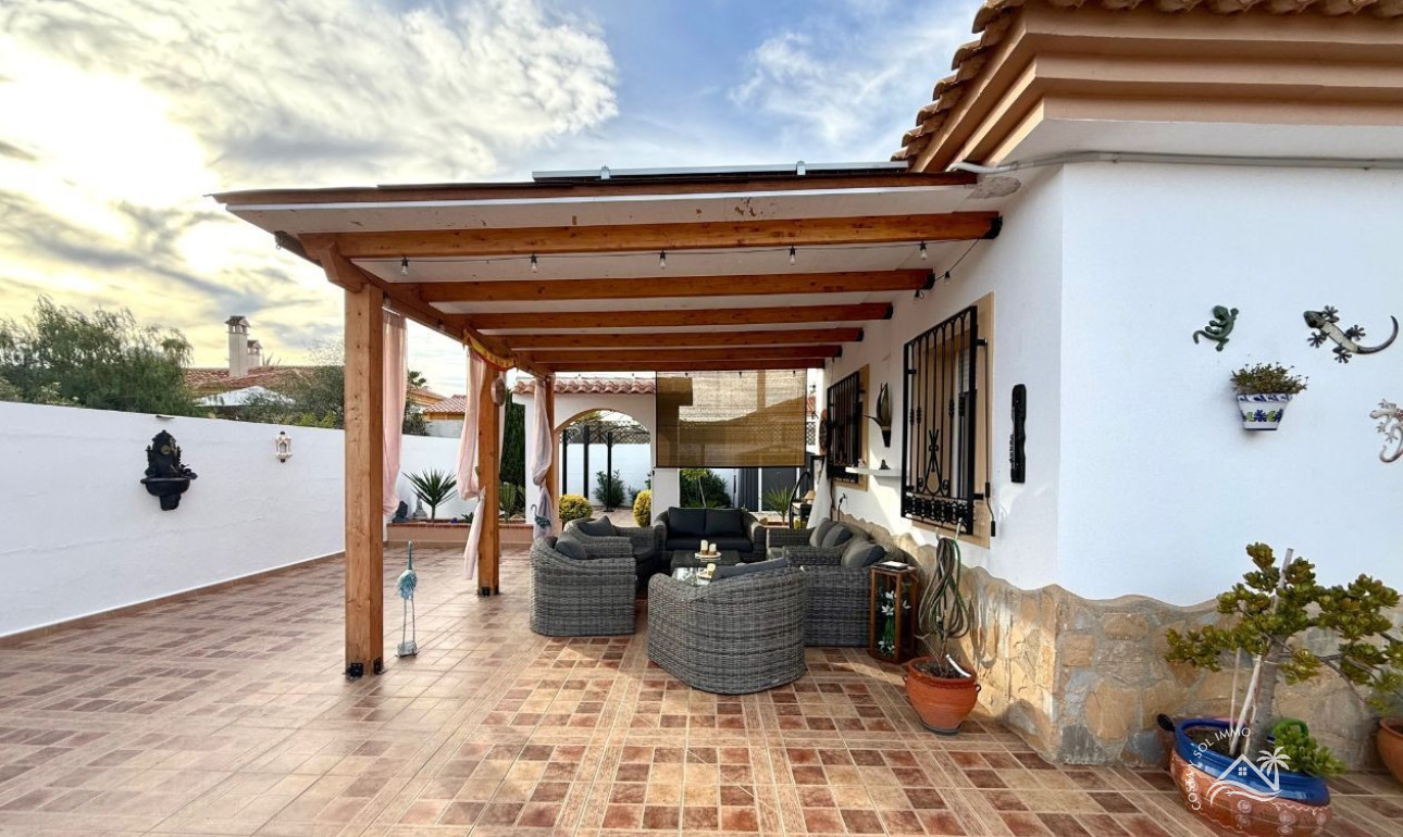 Reventa - Villa/Chalet -
Arboleas