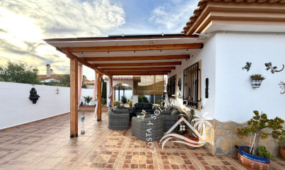 Reventa - Villa/Chalet -
Arboleas