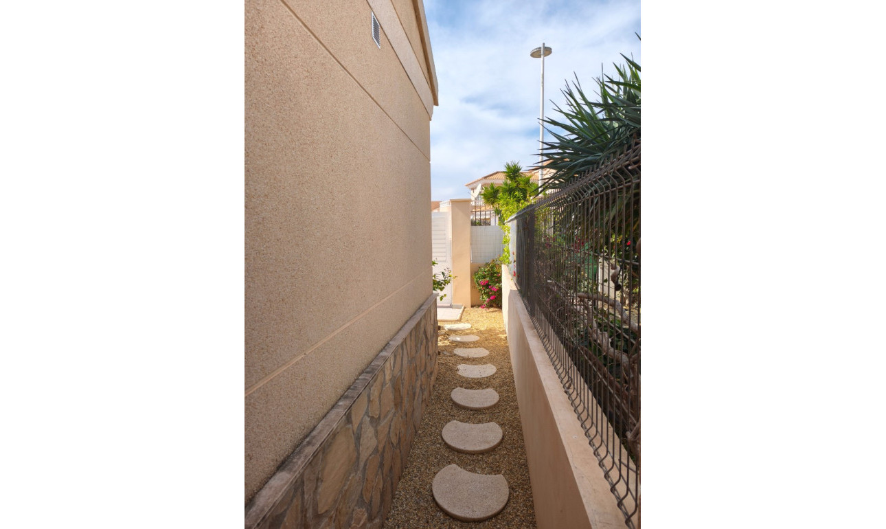 Reventa - Villa/Chalet -
San Juan de los Terreros