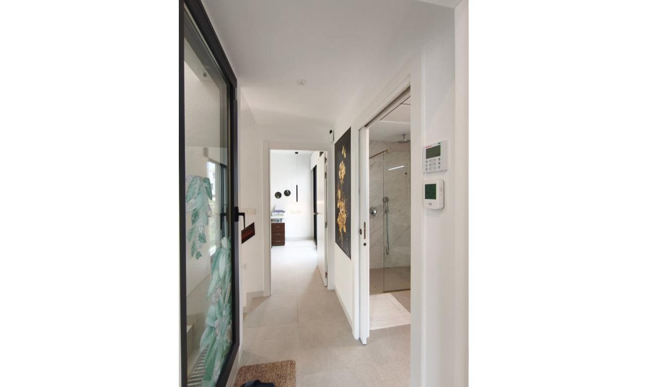 Resale - Villa -
Águilas