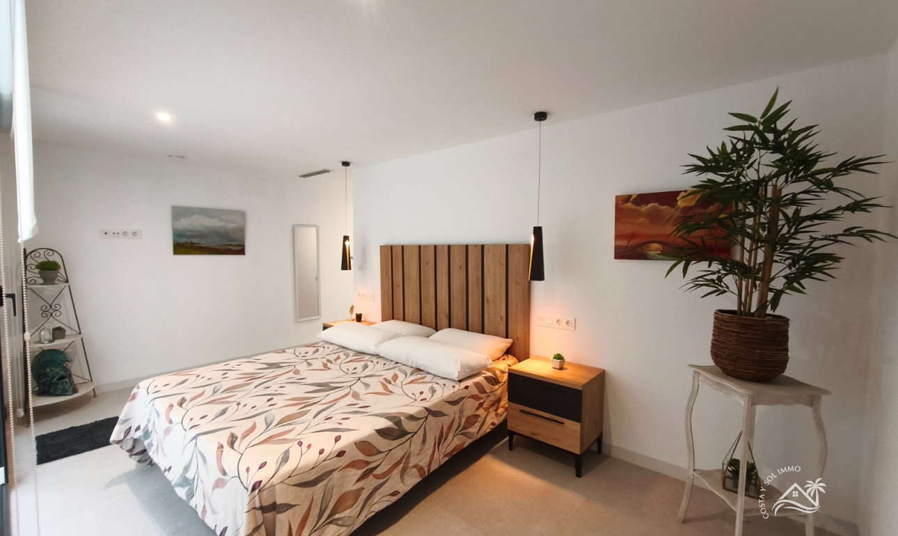 Resale - Villa -
Águilas