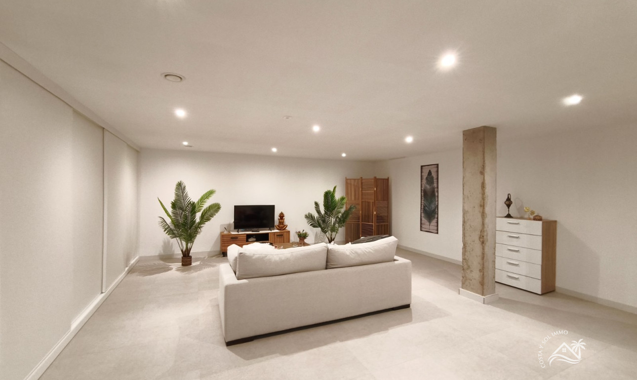 Resale - Villa -
Águilas