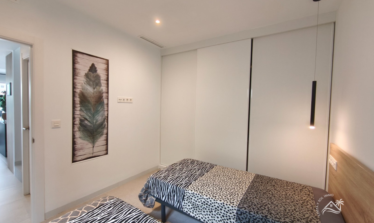 Resale - Villa -
Águilas