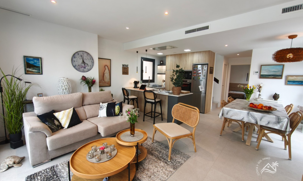 Resale - Villa -
Águilas