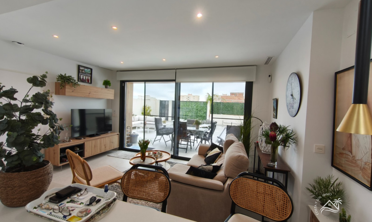 Resale - Villa -
Águilas