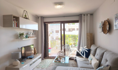 Wiederverkauf - Wohnung -
San Juan de los Terreros