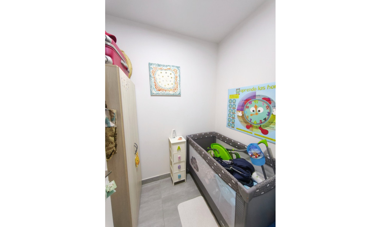 Wiederverkauf - Wohnung -
San Juan de los Terreros