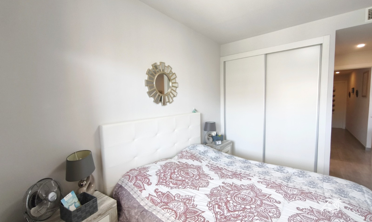 Wiederverkauf - Wohnung -
San Juan de los Terreros