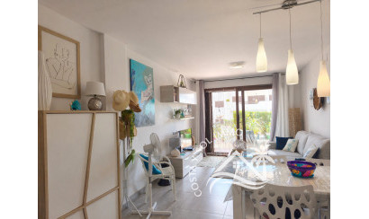 Wiederverkauf - Wohnung -
San Juan de los Terreros